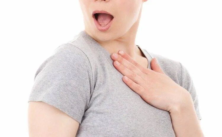 Mặt lệch bên cao bên thấp